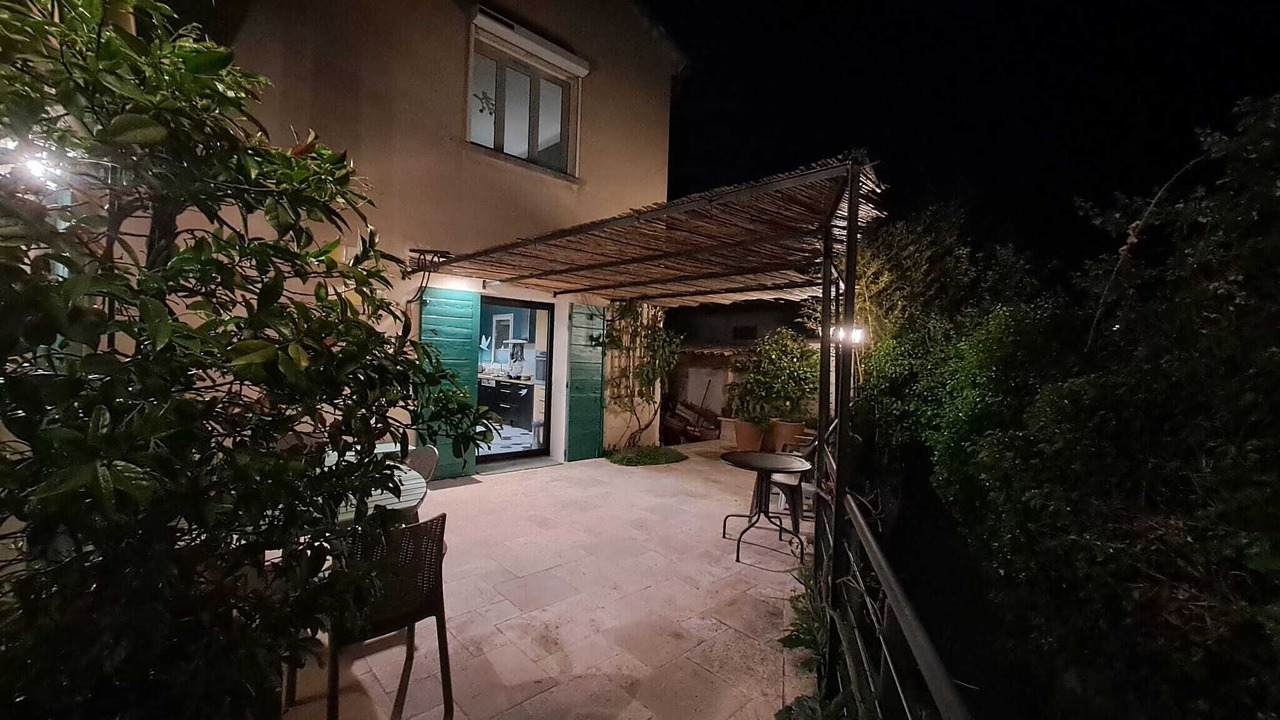 Photo of Patio Balcony in Pelissanne