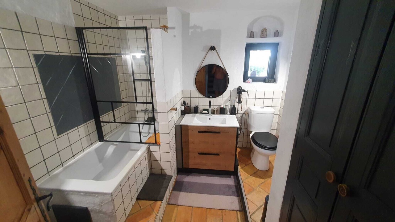 Photo of Bathroom in Puget