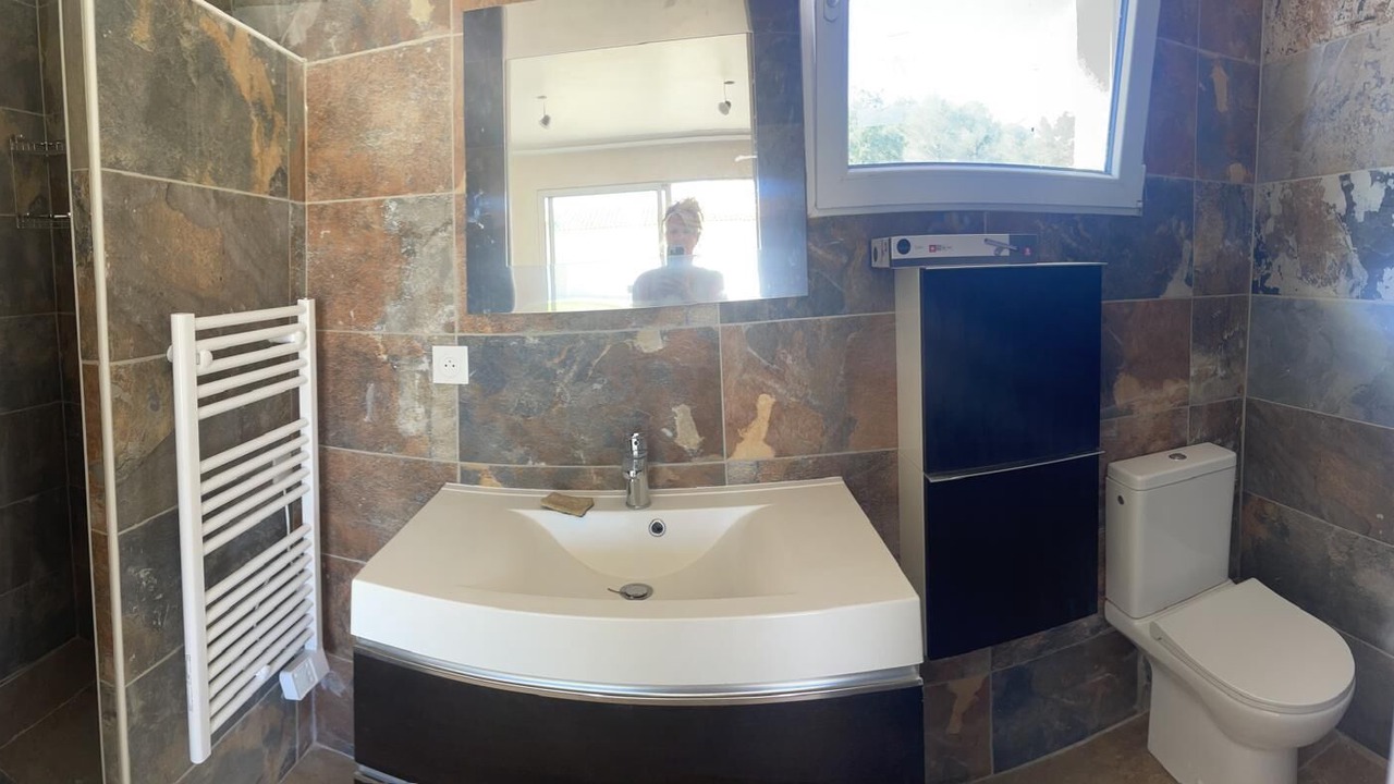 Photo of Bathroom in Trets