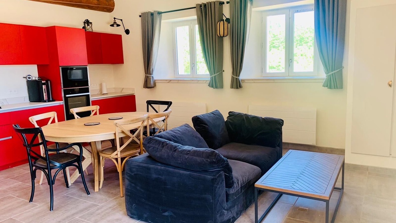 Photo of Livingroom in Simiane-la-Rotonde