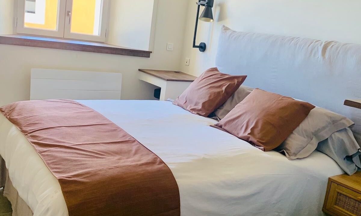 Photo of Bedroom in Simiane-la-Rotonde
