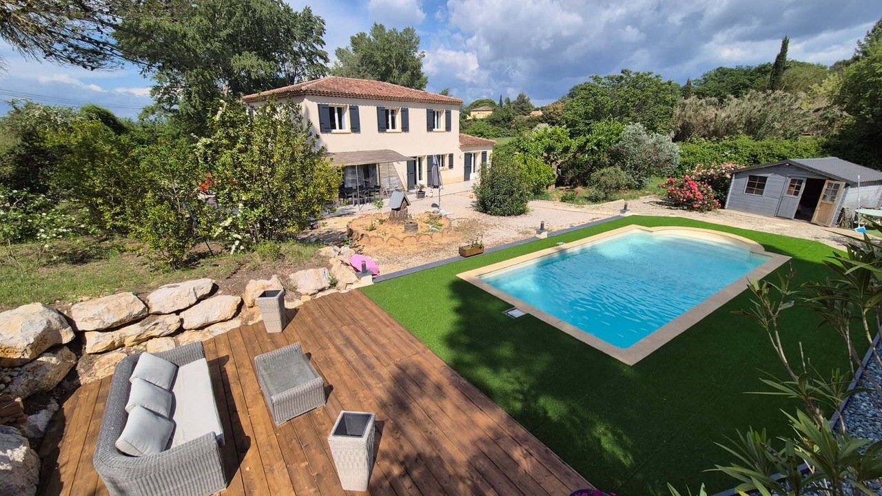Photo of Outdoor in Meyrargues