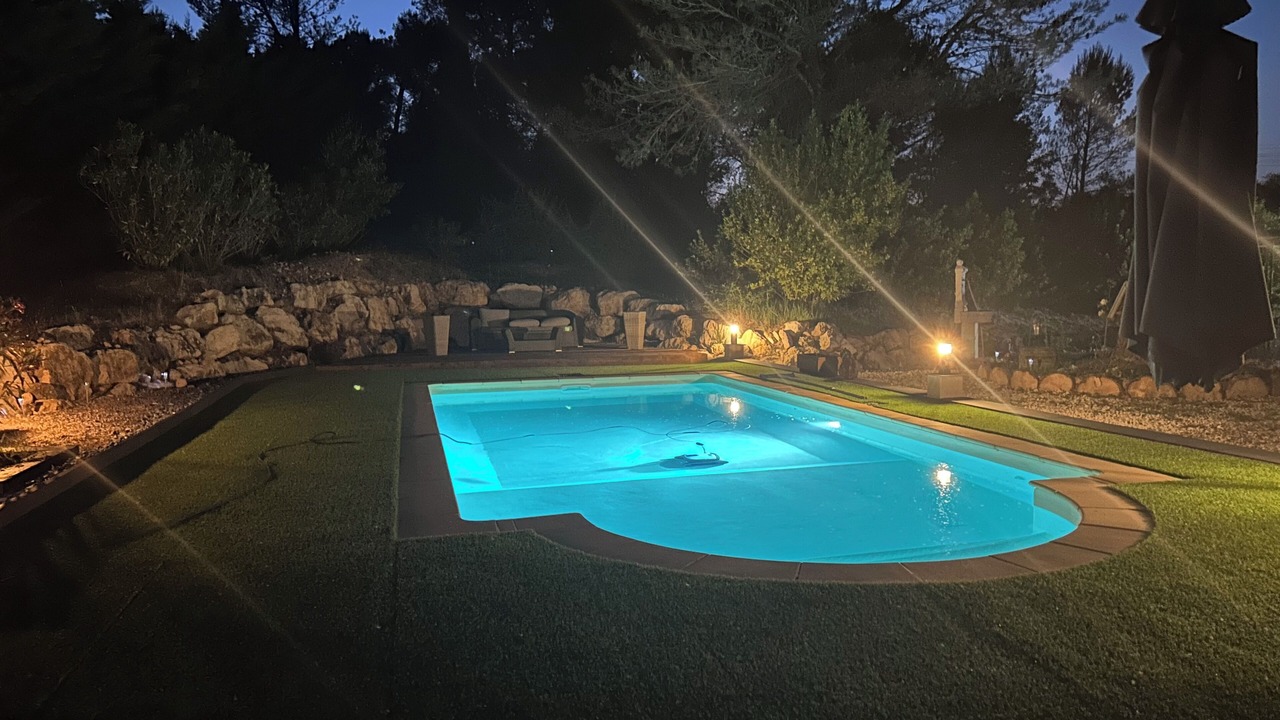 Photo of Outdoor in Meyrargues
