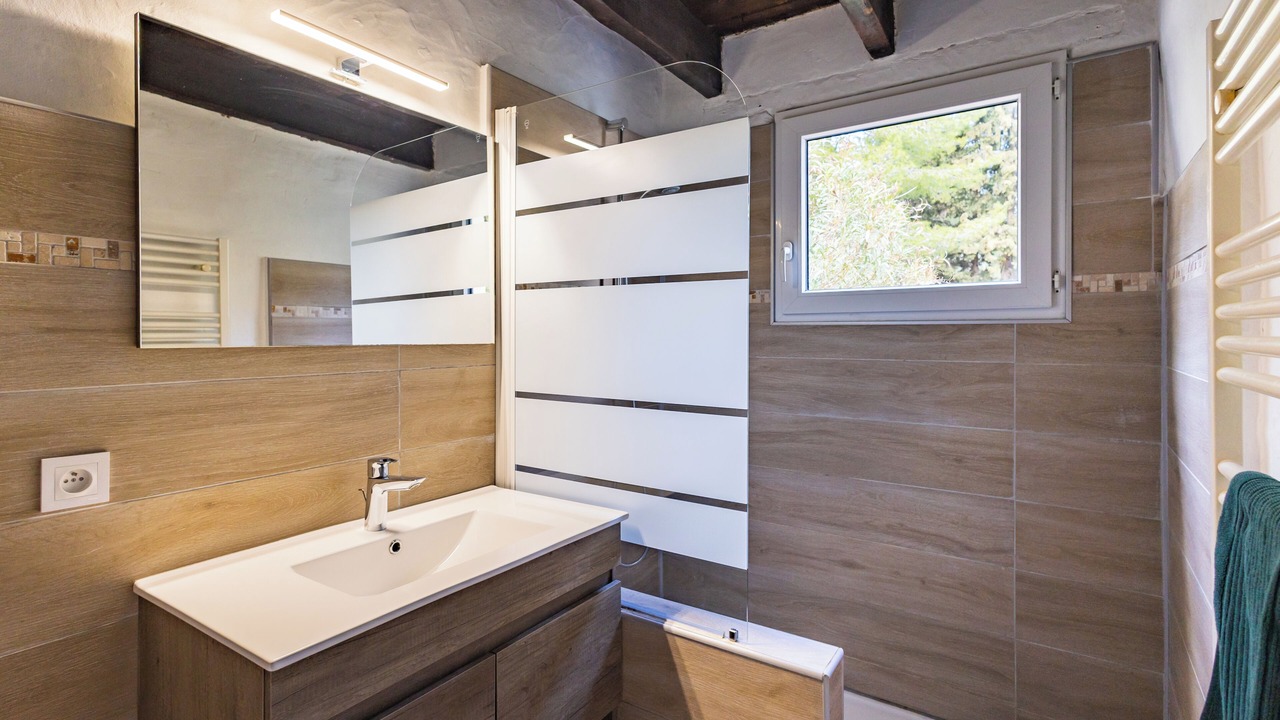 Photo of Bathroom in Istres