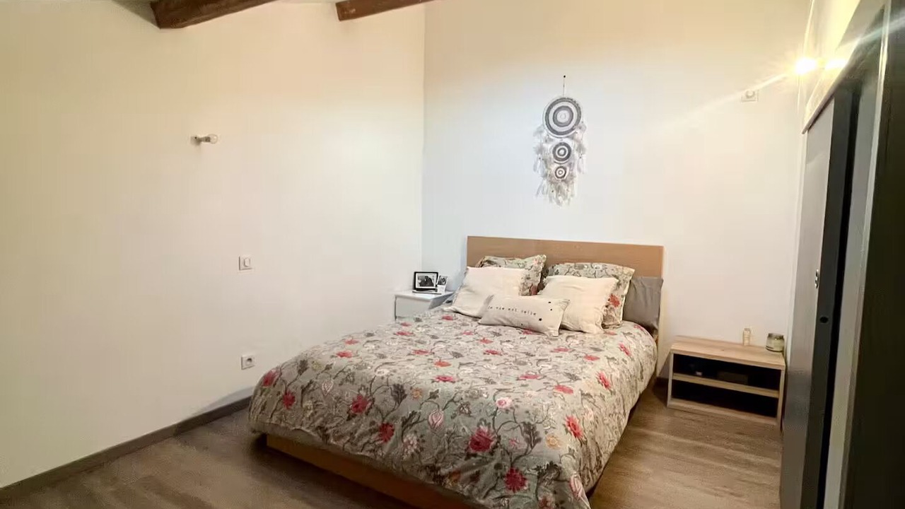 Photo of Bedroom in Saint-Chamas