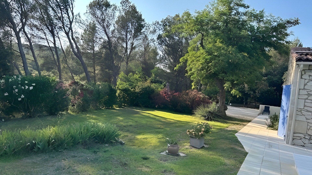 Photo of Outdoor in Aramon