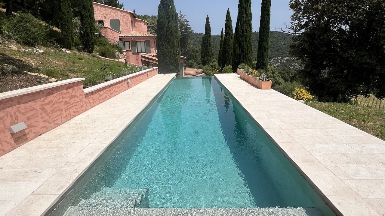 Photo of Outdoor in Suzette