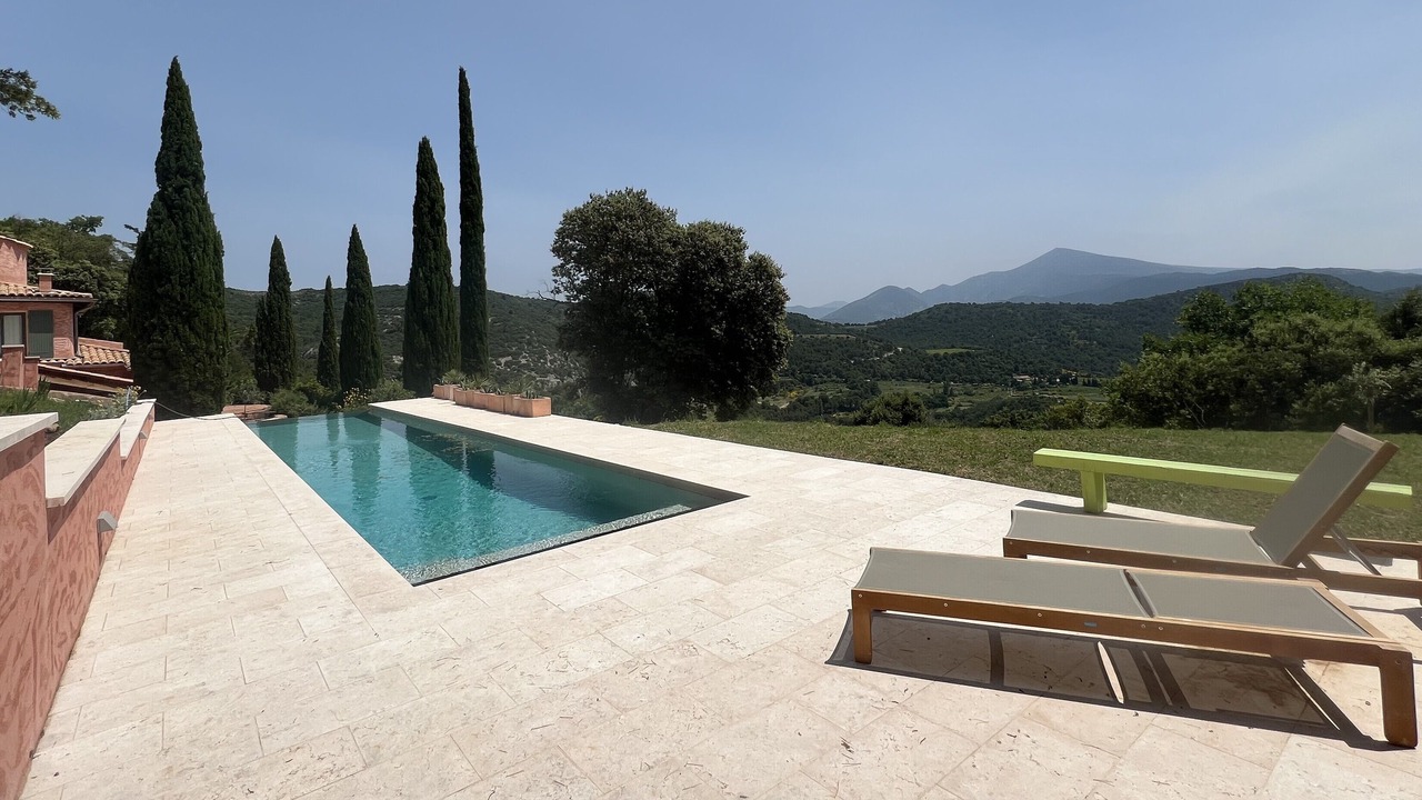 Photo of Outdoor in Suzette