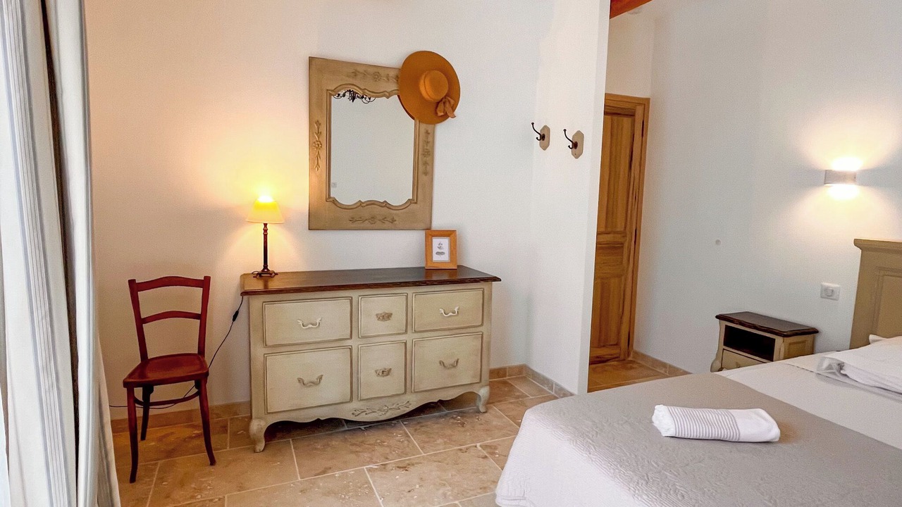 Photo of Bedroom in Rustrel