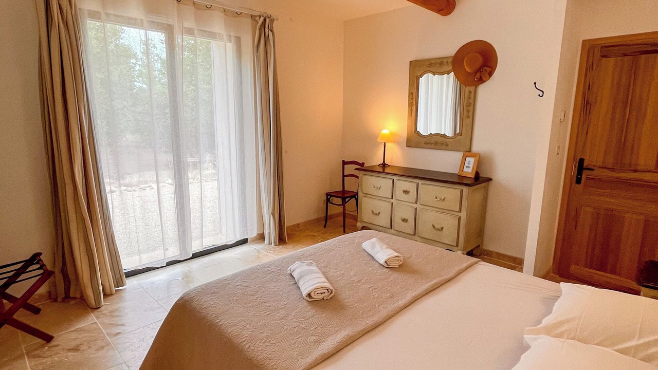 Photo of Bedroom in Rustrel