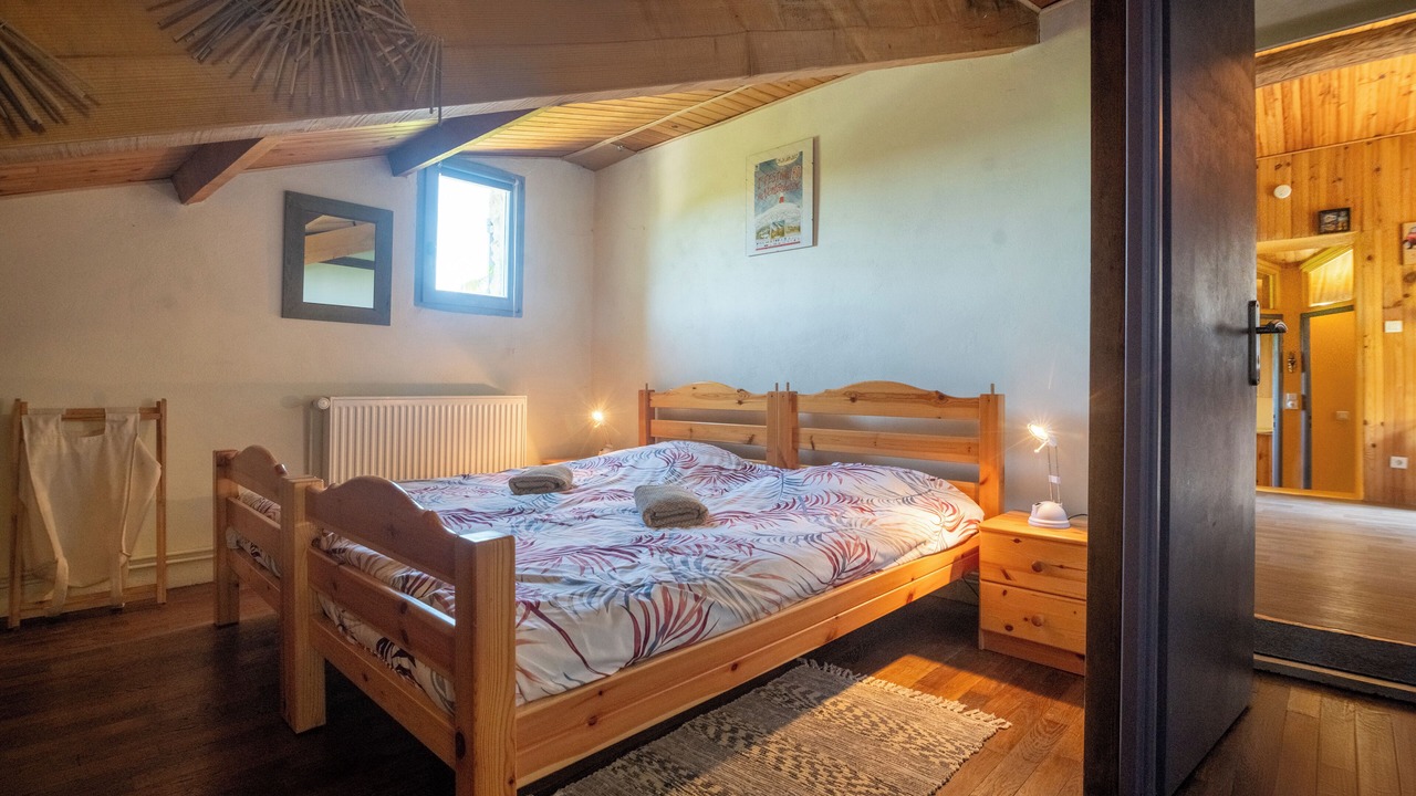 Photo of Bedroom in Malaucene