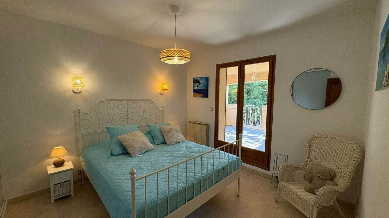 Photo of Bedroom in Saze