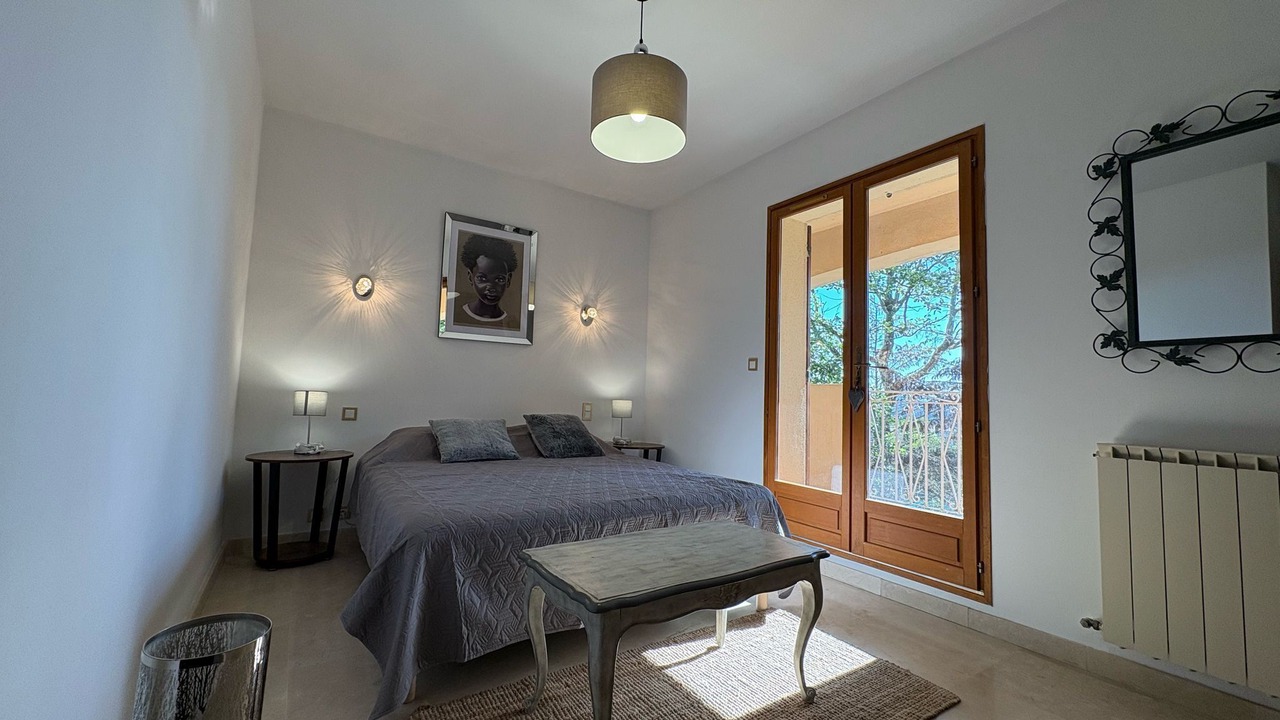 Photo of Bedroom in Saze