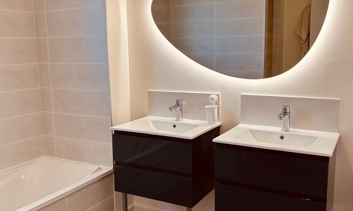 Photo of Bathroom in Molleges
