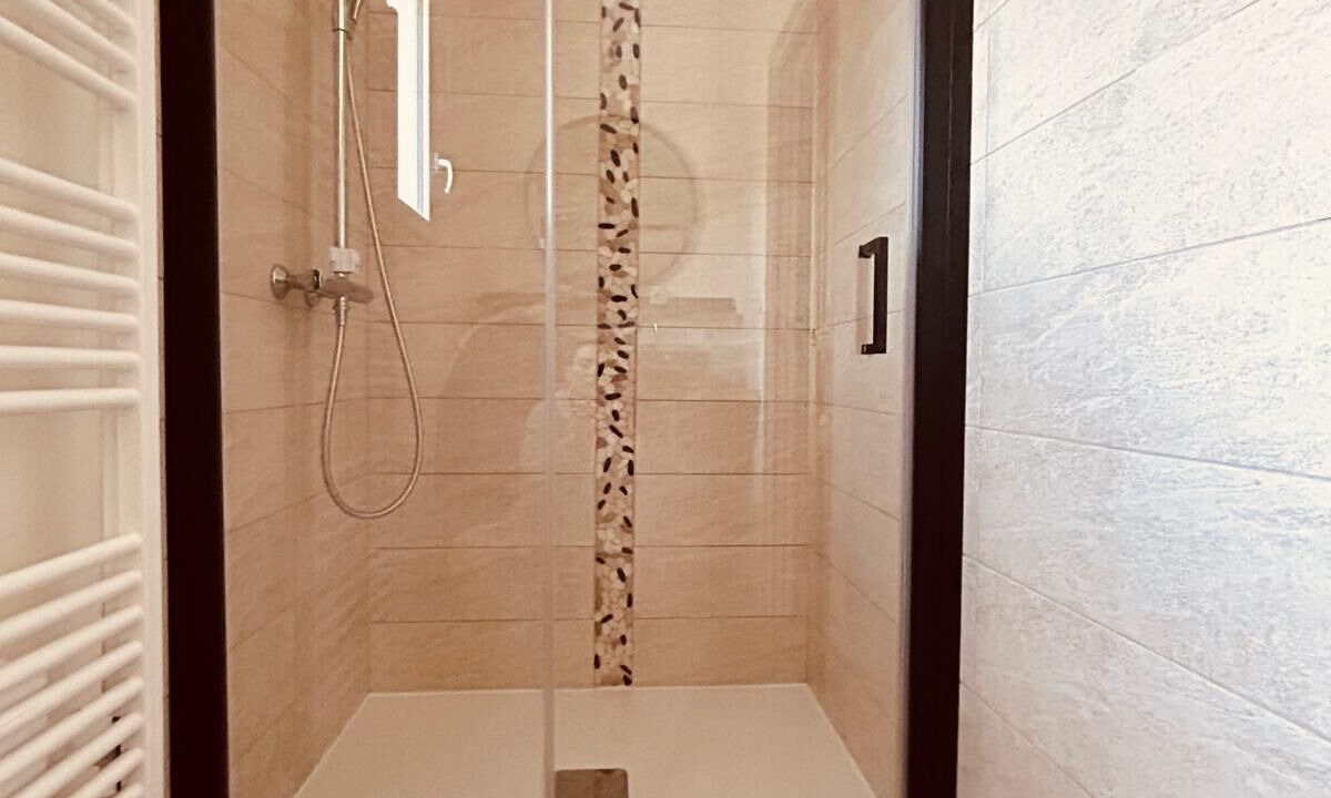 Photo of Bathroom in Molleges