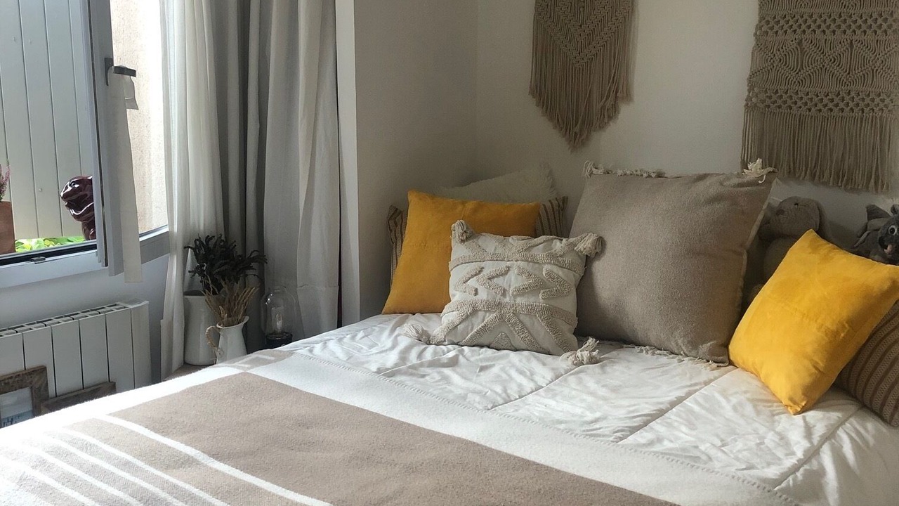 Photo of Bedroom in Eguilles