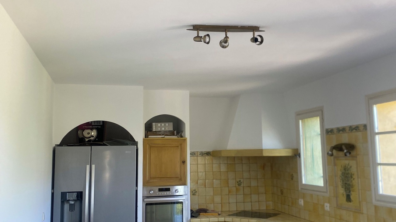 Photo of Kitchen in Saint-Cezaire-sur-Siagne