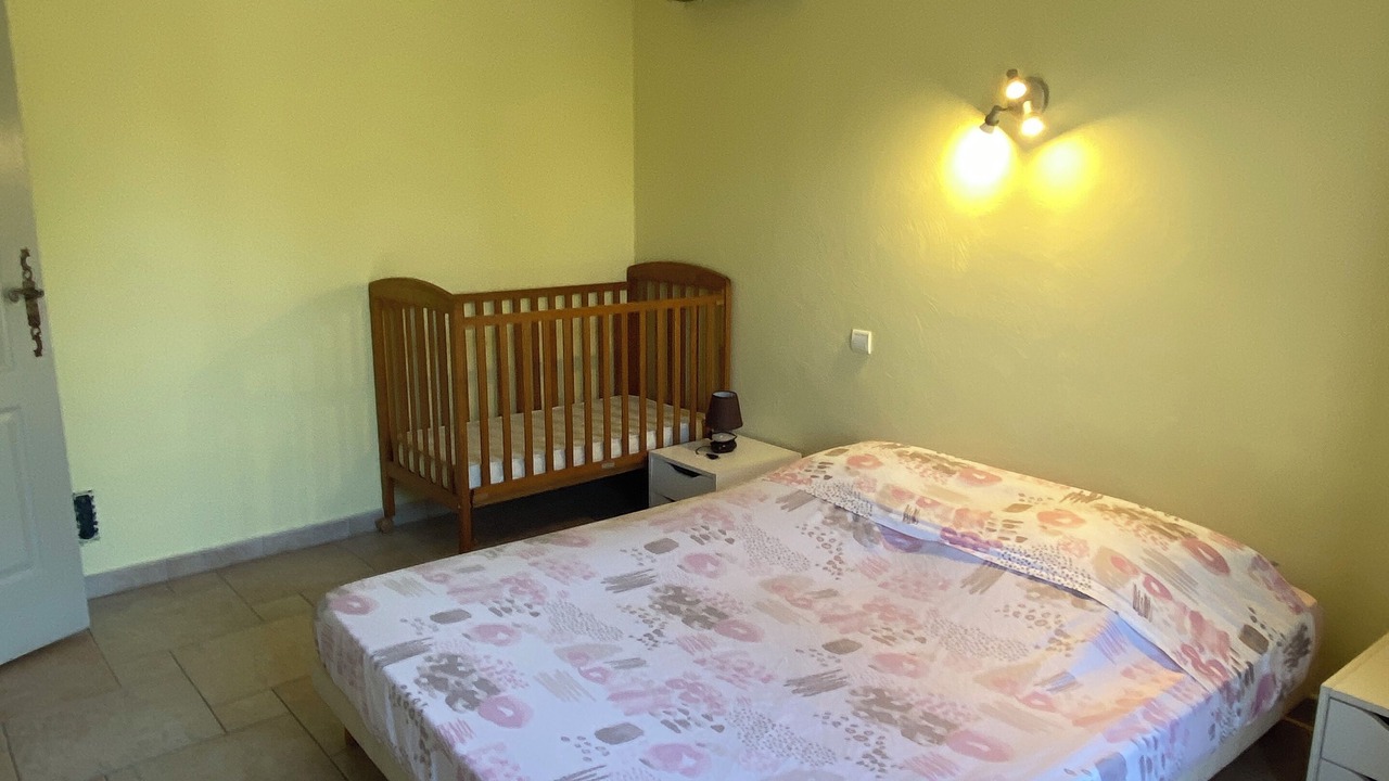 Photo of Bedroom in Saint-Cezaire-sur-Siagne