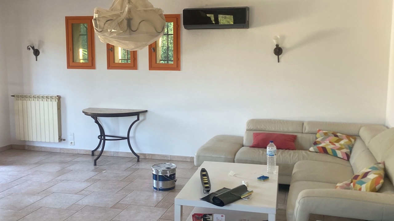 Photo of Livingroom in Saint-Cezaire-sur-Siagne