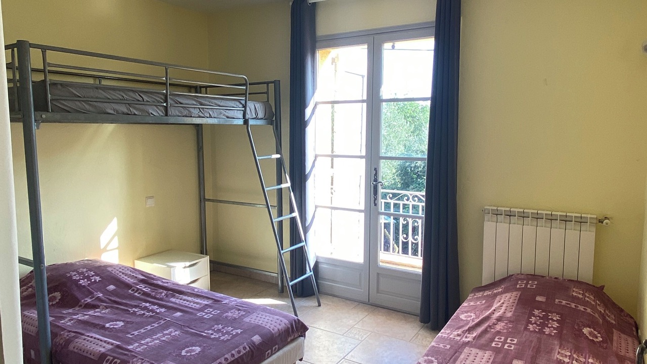 Photo of Bedroom in Saint-Cezaire-sur-Siagne