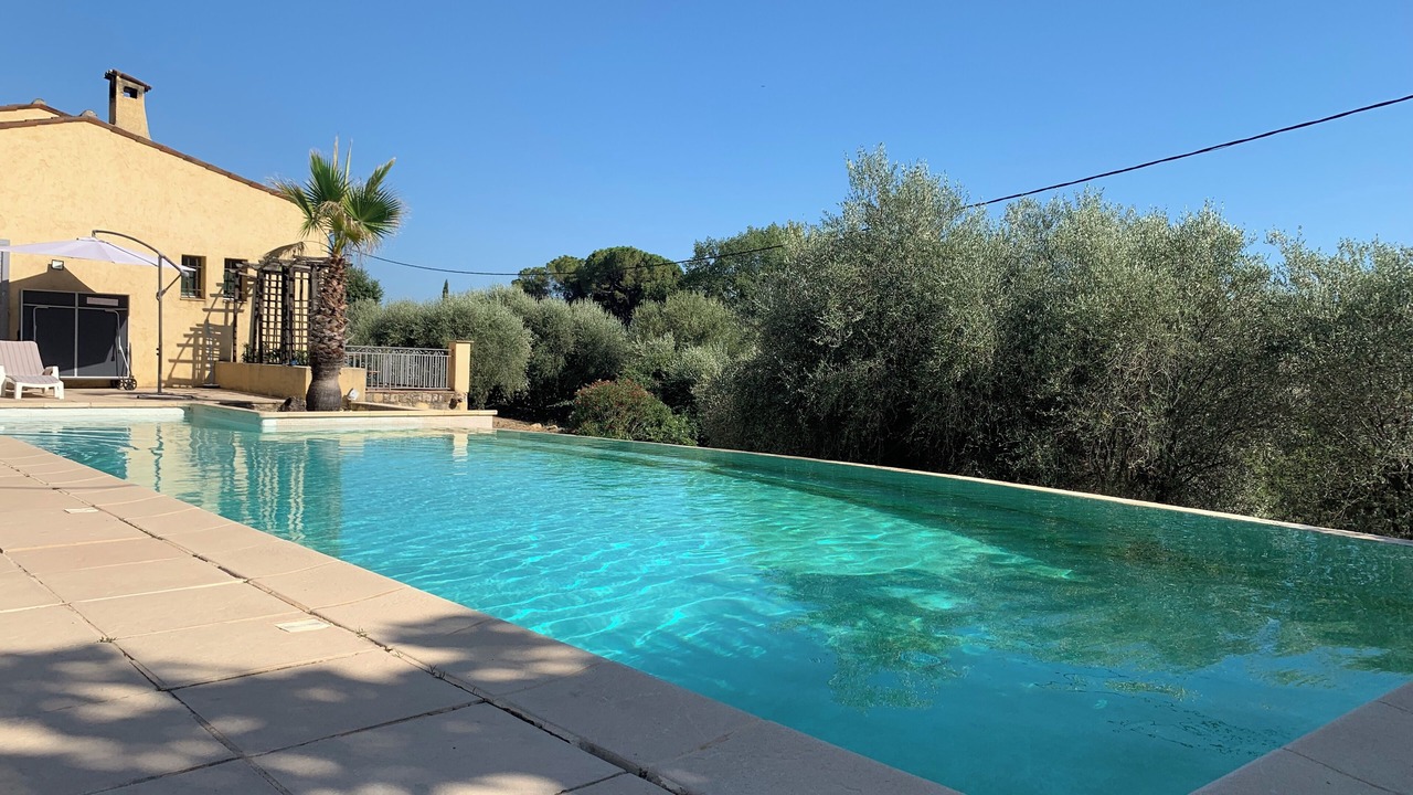 Photo of Outdoor in Saint-Cezaire-sur-Siagne