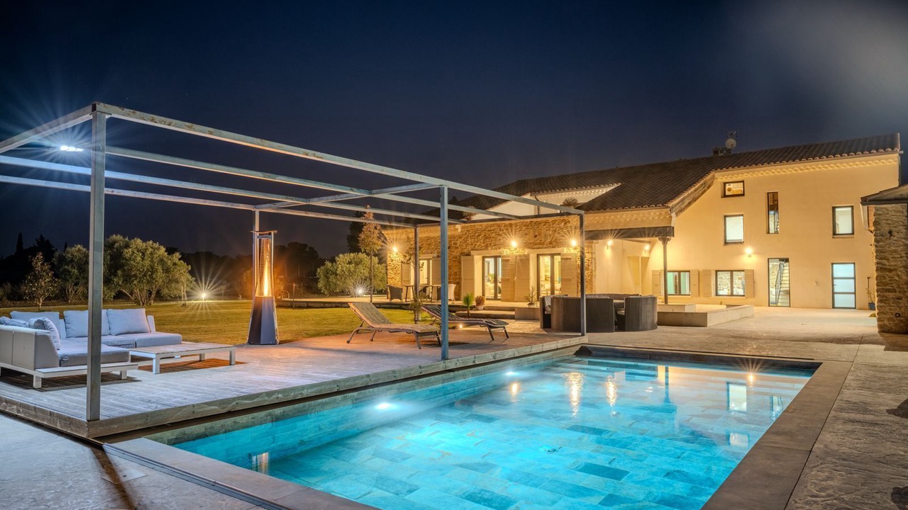 Photo of Outdoor in Orange