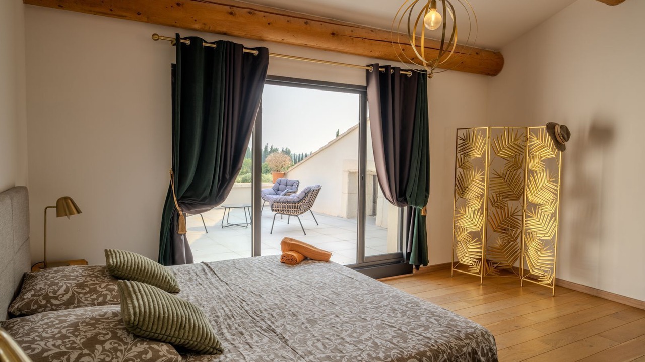 Photo of Bedroom in Orange