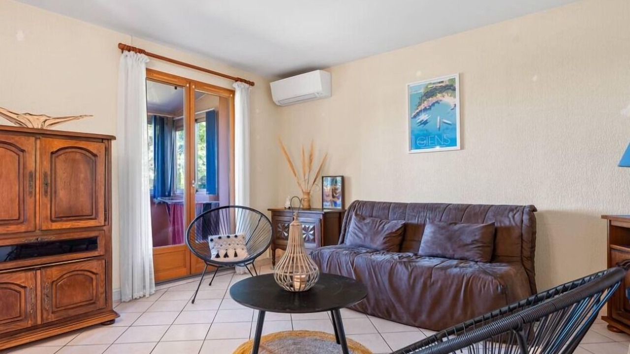 Photo of Livingroom in Miramar