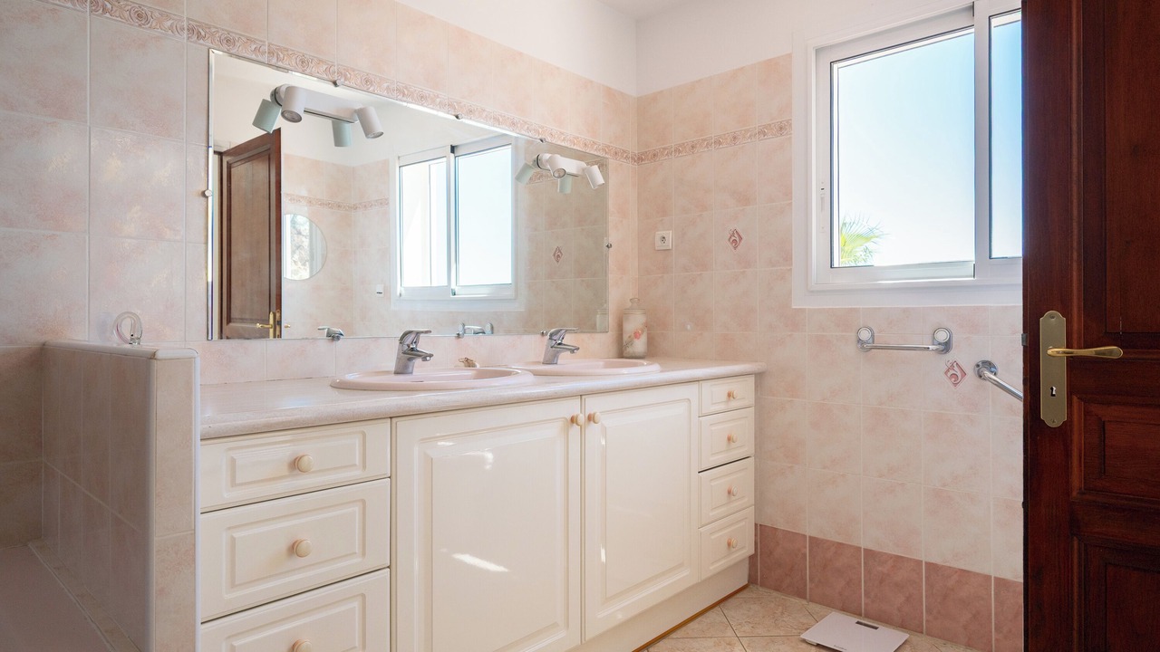 Photo of Bathroom in La Londe-les-Maures