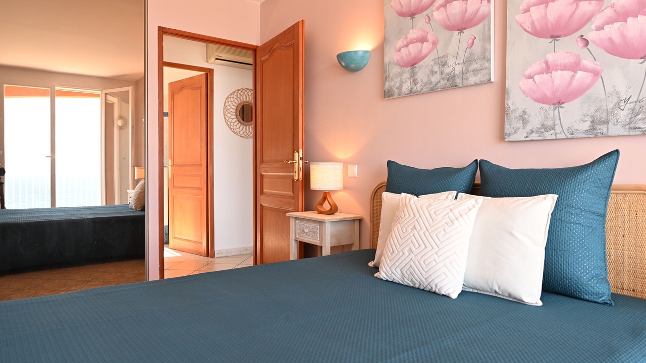 Photo of Bedroom in La Londe-les-Maures
