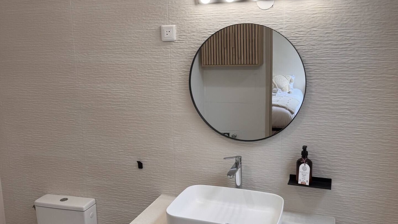 Photo of Bathroom in Les Cinq Avenues