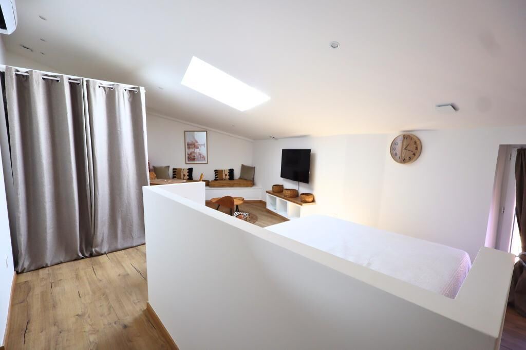 Photo of Bedroom in Camaret-sur-Aigues