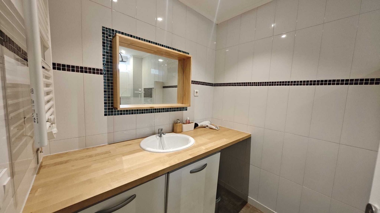 Photo of Bathroom in Chateauneuf-de-Gadagne