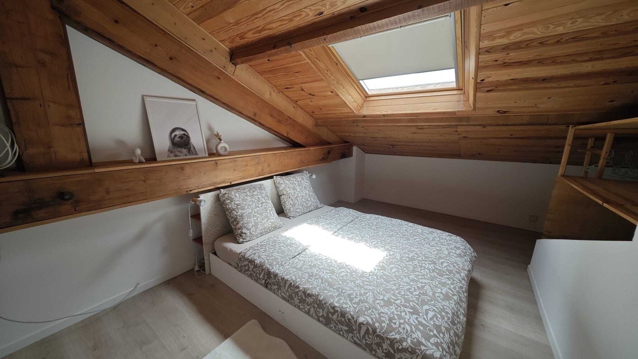 Photo of Bedroom in Chateauneuf-de-Gadagne