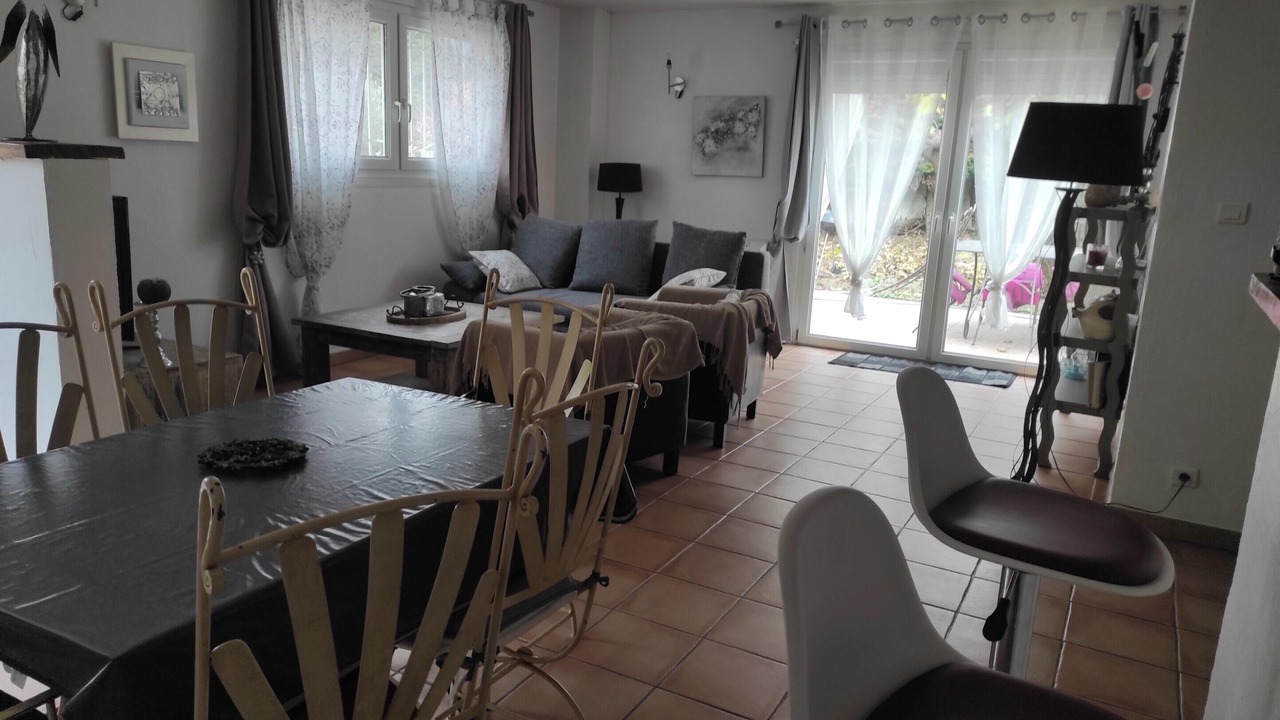 Photo of Livingroom in Maillane