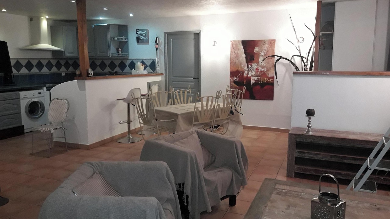 Photo of Livingroom in Maillane