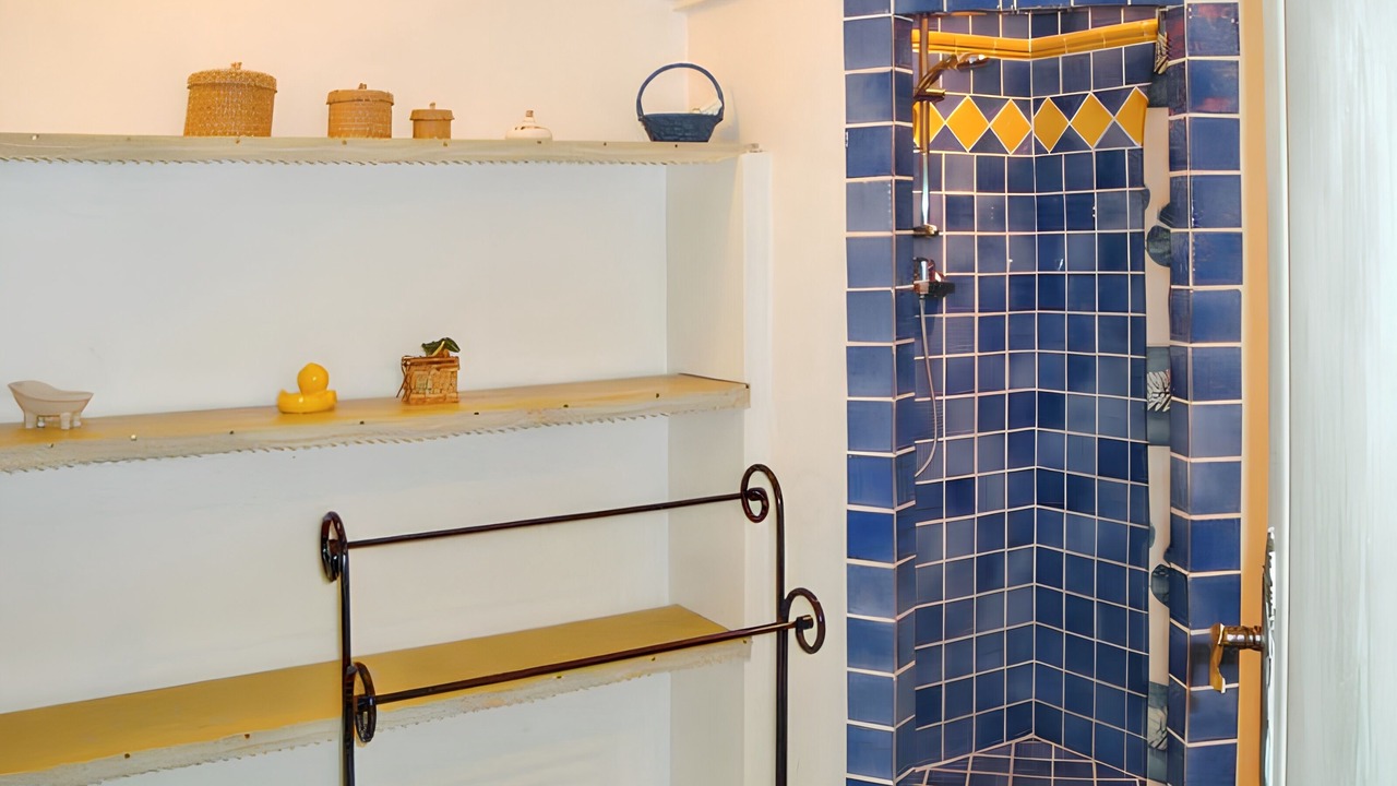 Photo of Bathroom in Saint-Michel-l'Observatoire