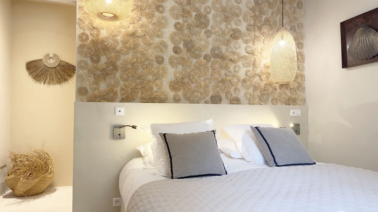 Photo of Bedroom in Oppede