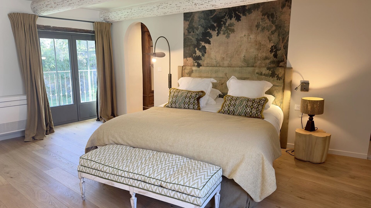 Photo of Bedroom in Oppede
