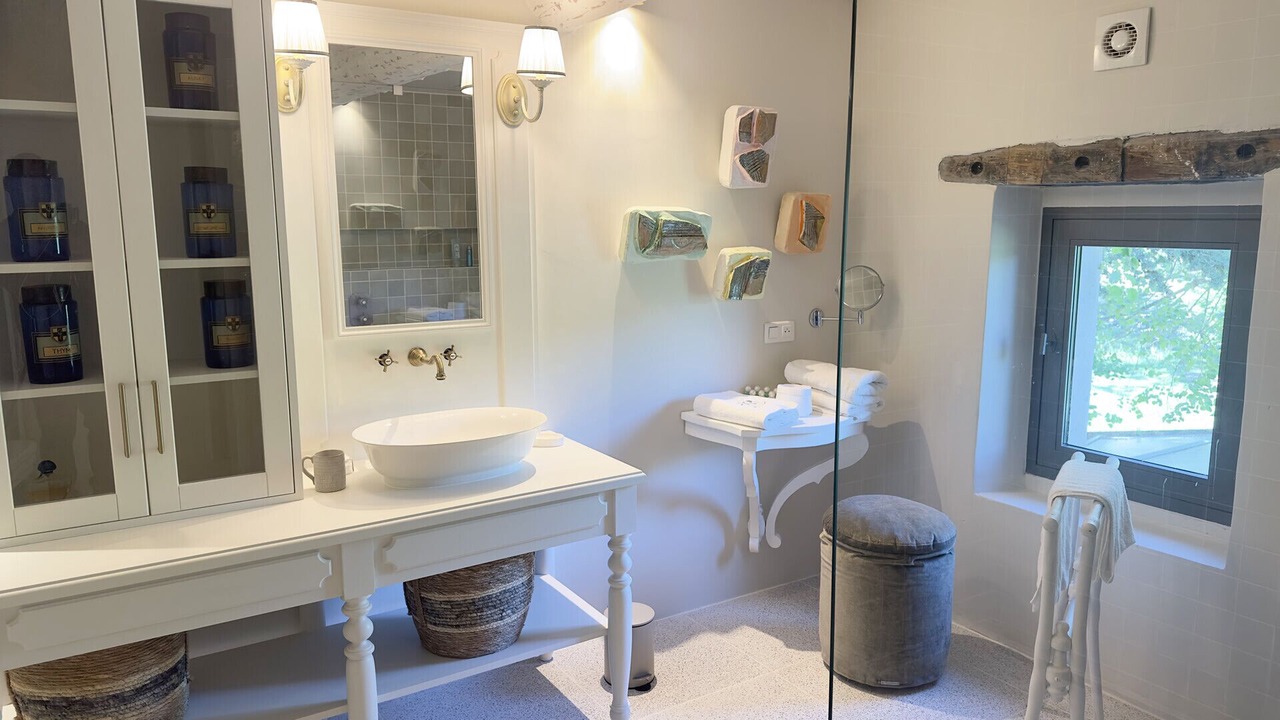 Photo of Bathroom in Oppede