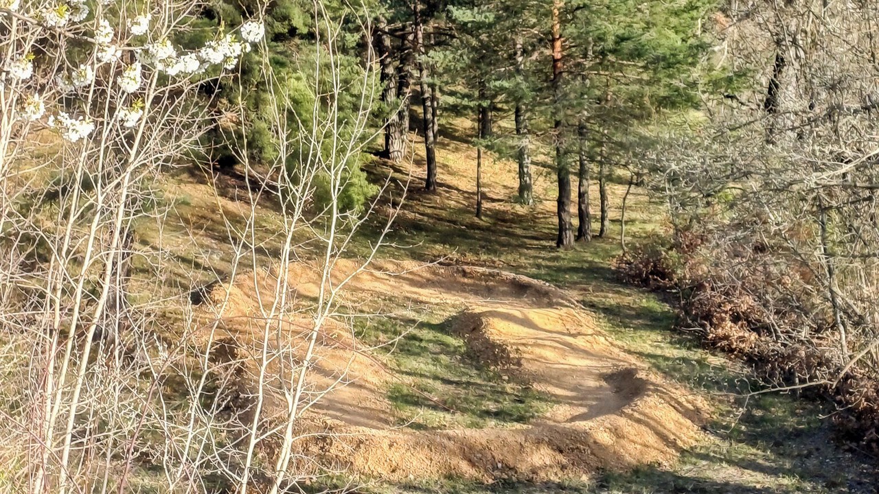 Photo of Others in Eoulx