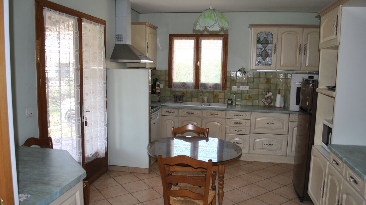 Photo of Kitchen in Entraigues-sur-la-Sorgue