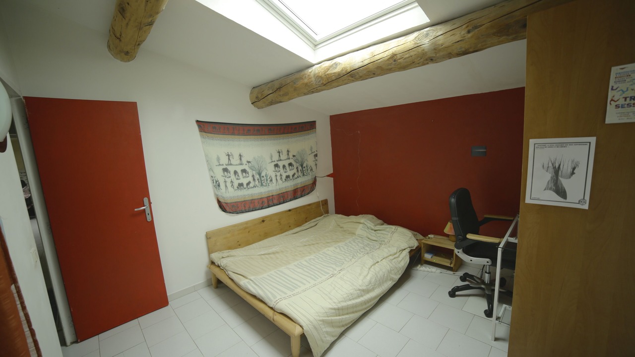 Photo of Bedroom in Jouques