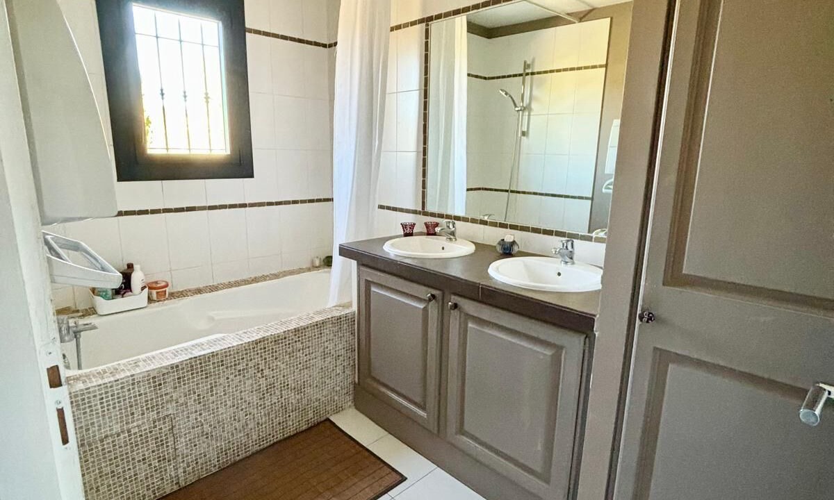 Photo of Bathroom in Aix-en-Provence