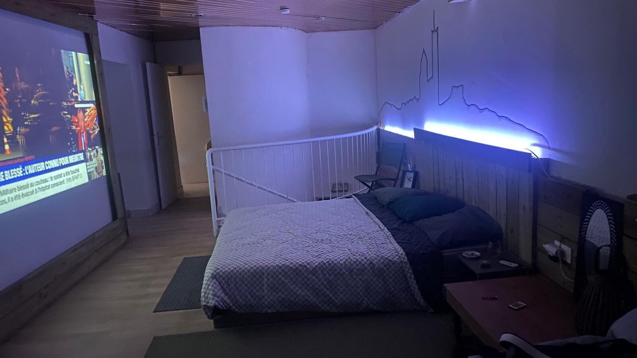 Photo of Bedroom in 2nd Arrondissement