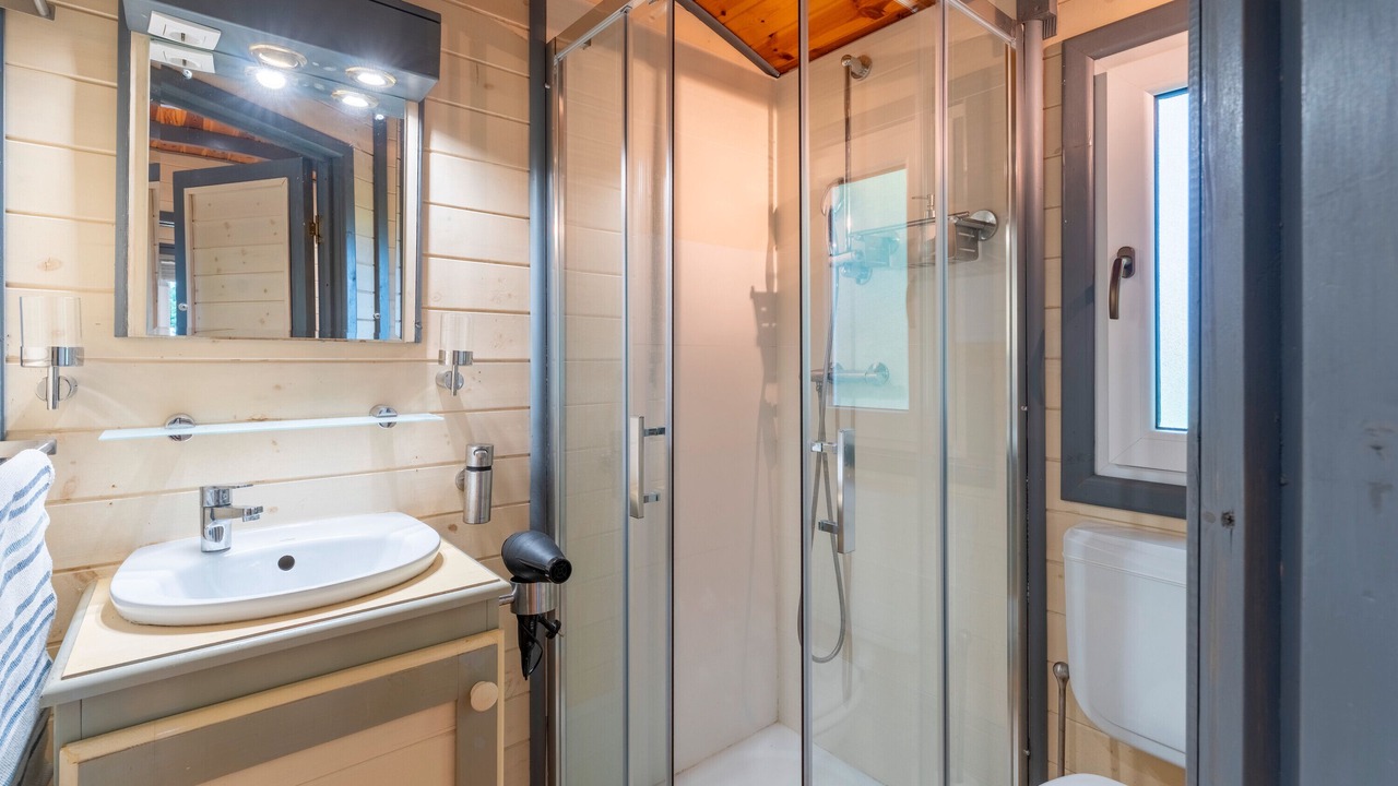 Photo of Bathroom in Saint-Andiol