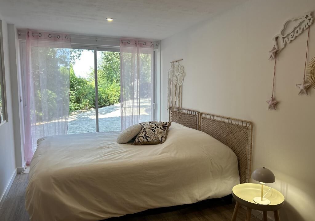 Photo of Bedroom in Le Mourillon