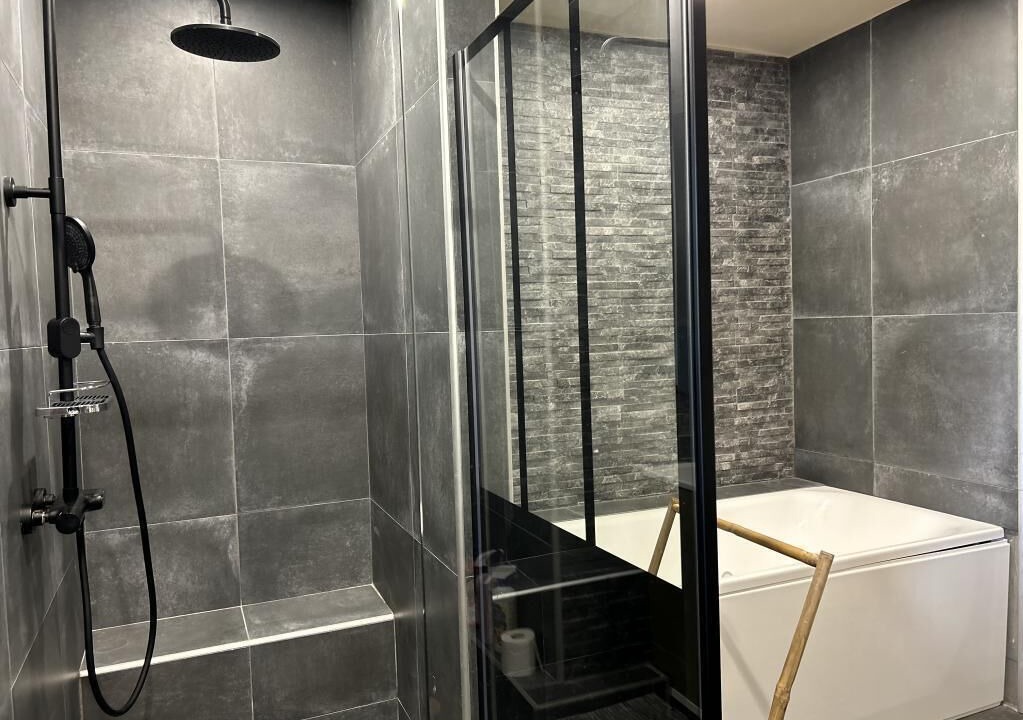 Photo of Bathroom in Le Mourillon