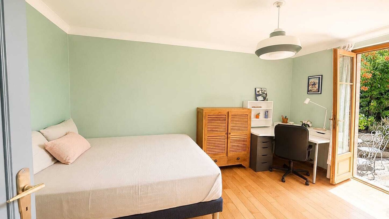 Photo of Bedroom in Auriol