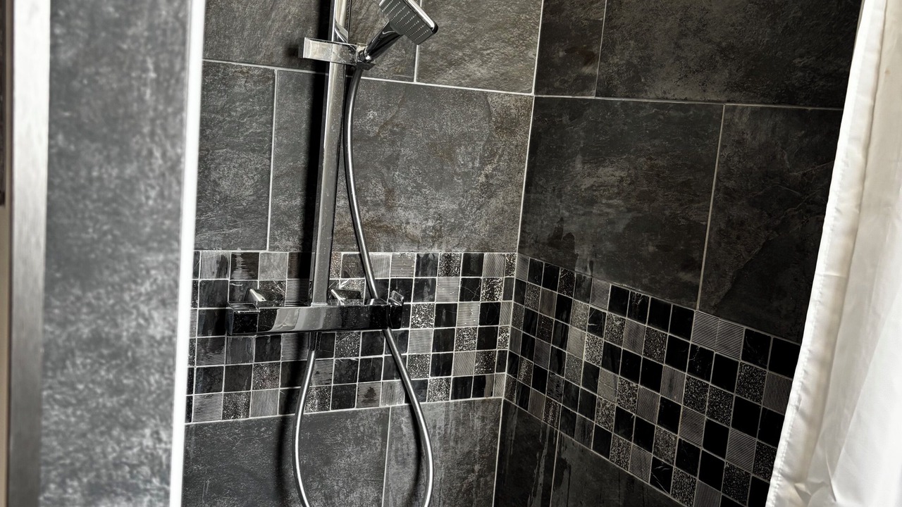 Photo of Bathroom in Caromb